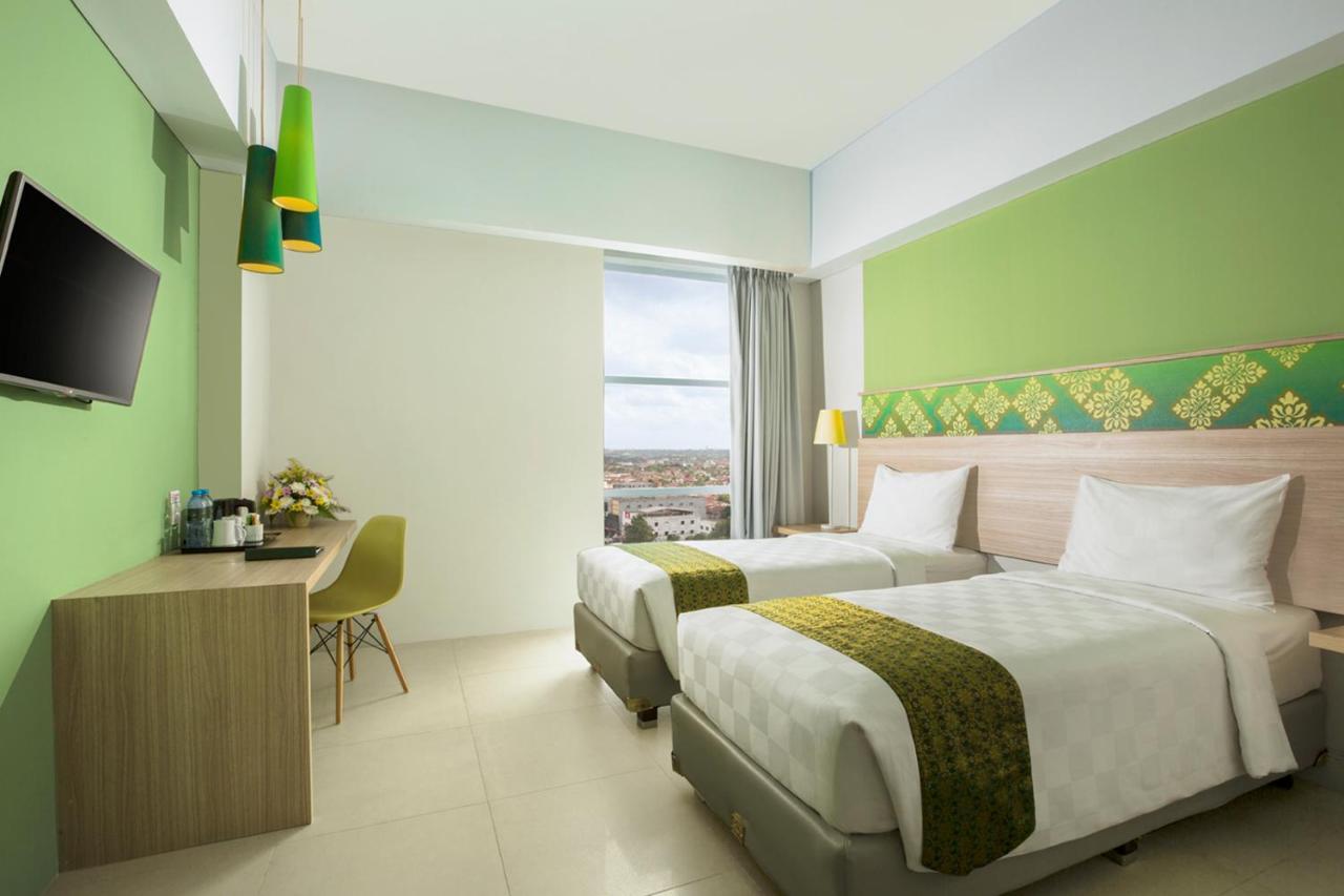 Khas Pekanbaru Hotel Экстерьер фото